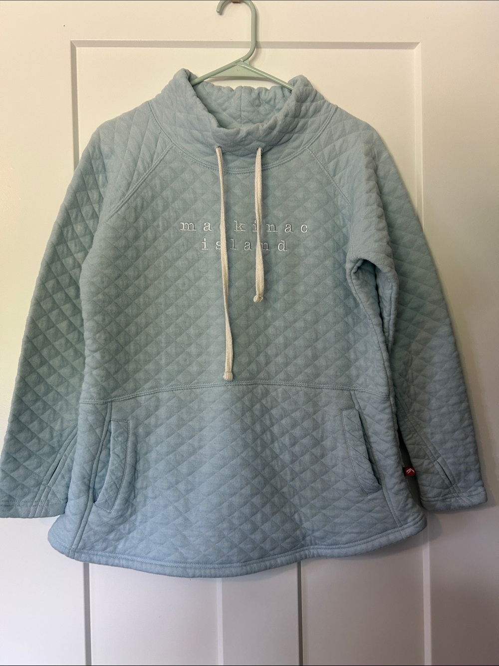 Macinac Island sweatshirt quilted baby blue grannycore sweatshirt size medium